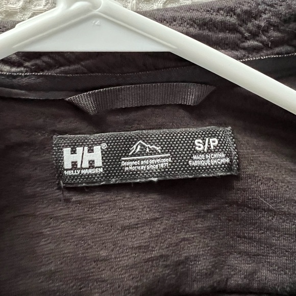 Helly Hansen pullover - Picture 2 of 3
